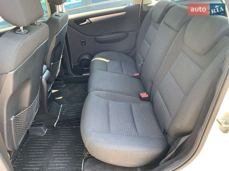Хэтчбек Mercedes-Benz B-Class 2010 в Киеве