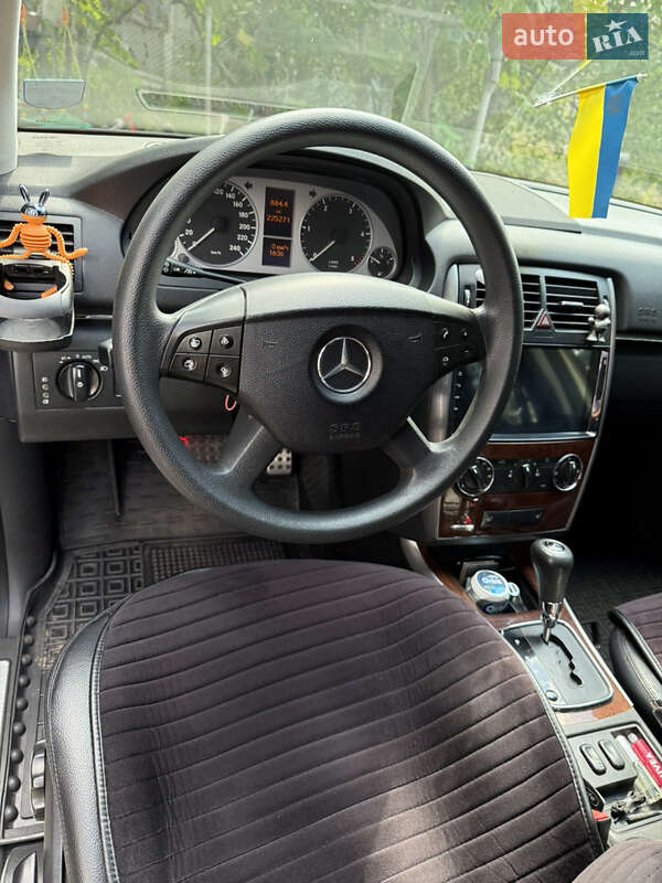 Хэтчбек Mercedes-Benz B-Class 2008 в Первомайске фото 9 Хэтчбек Mercedes-Benz B-Class 2008 в Первомайске