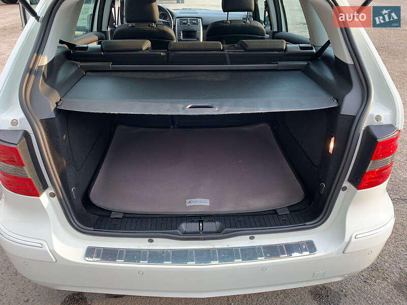 Хэтчбек Mercedes-Benz B-Class 2010 в Киеве