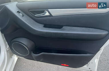 Хэтчбек Mercedes-Benz B-Class 2008 в 