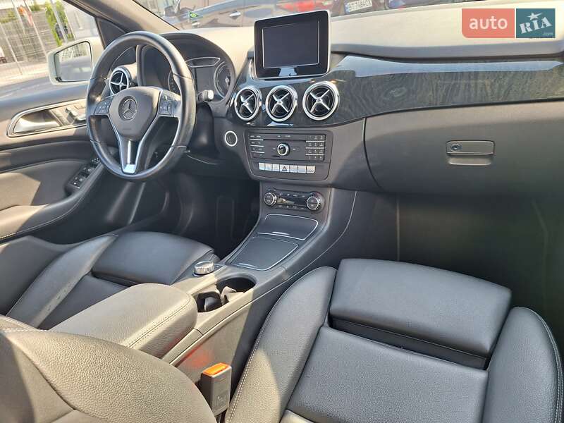 Хэтчбек Mercedes-Benz B-Class 2017 в Одессе
