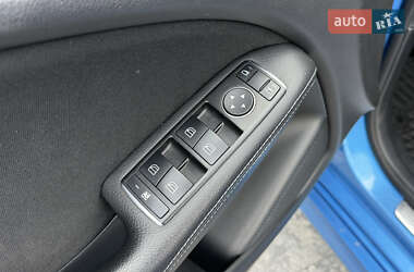Хэтчбек Mercedes-Benz B-Class 2015 в 