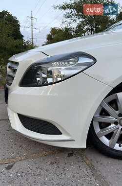Хэтчбек Mercedes-Benz B-Class 2013 в 