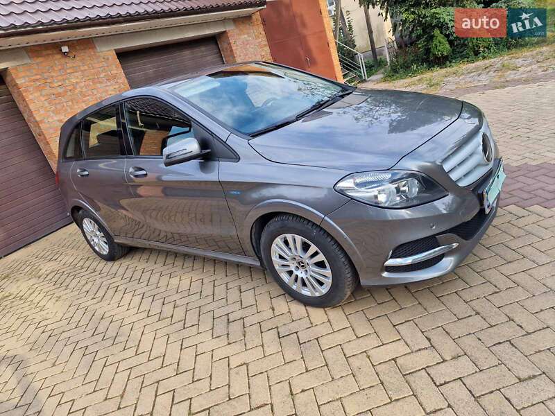Mercedes-Benz B-Class 2017