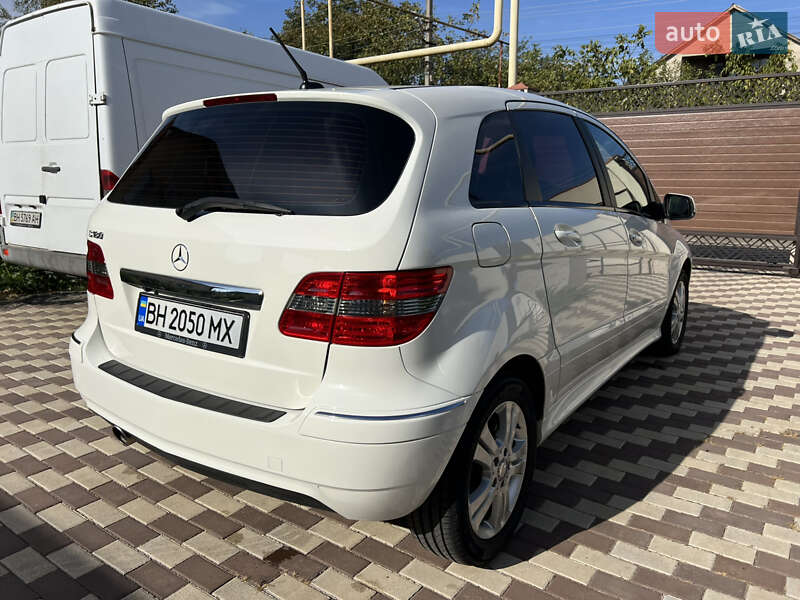 Хэтчбек Mercedes-Benz B-Class 2010 в Одессе фото 9 Хэтчбек Mercedes-Benz B-Class 2010 в Одессе