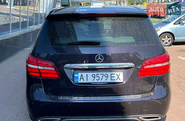 Хэтчбек Mercedes-Benz B-Class 2015 в 