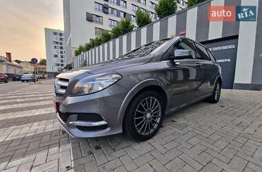 Хэтчбек Mercedes-Benz B-Class 2015 в 