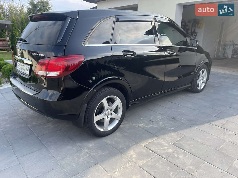 Хэтчбек Mercedes-Benz B-Class 2015 в Яворове