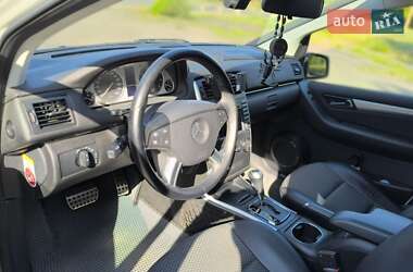 Хэтчбек Mercedes-Benz B-Class 2010 в 