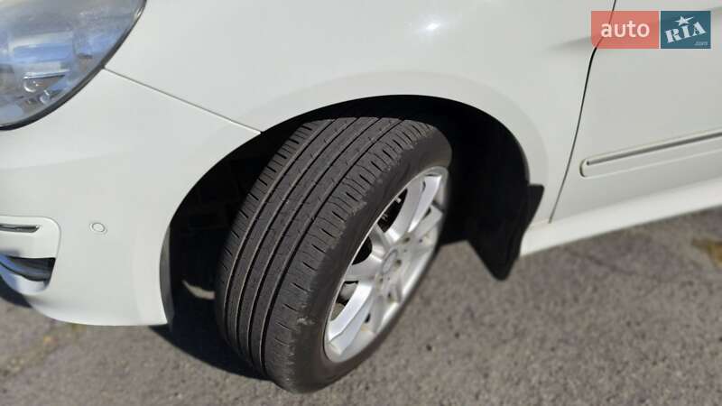 Хетчбек Mercedes-Benz B-Class 2010 в Покрові