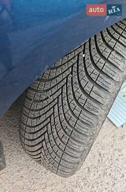 Хэтчбек Mercedes-Benz B-Class 2008 в 