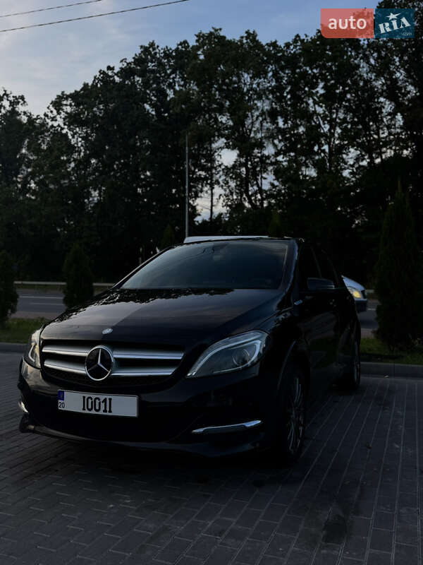 Mercedes-Benz B-Class 2016