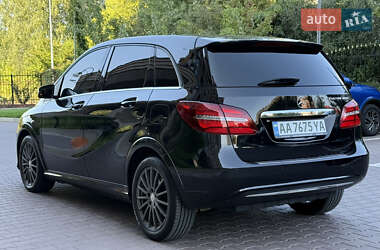 Хэтчбек Mercedes-Benz B-Class 2015 в 