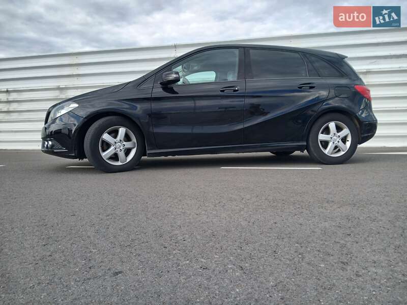 Mercedes-Benz B-Class 2012