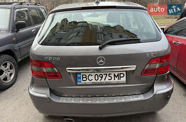Хэтчбек Mercedes-Benz B-Class 2009 в 