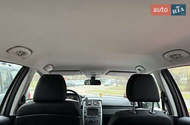 Хэтчбек Mercedes-Benz B-Class 2009 в 