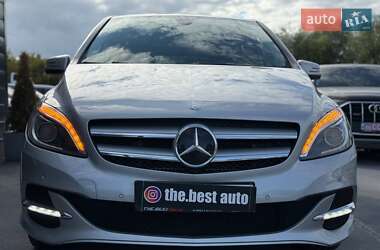 Хэтчбек Mercedes-Benz B-Class 2017 в 
