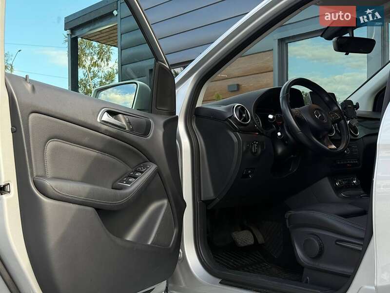 Хэтчбек Mercedes-Benz B-Class 2017 в Ровно