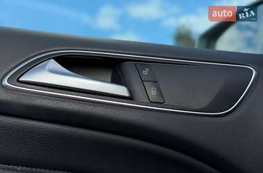 Хэтчбек Mercedes-Benz B-Class 2017 в 