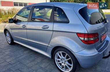 Хэтчбек Mercedes-Benz B-Class 2008 в 