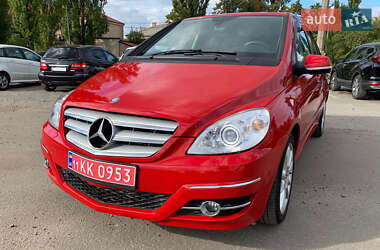 Хетчбек Mercedes-Benz B-Class 2010 в 
