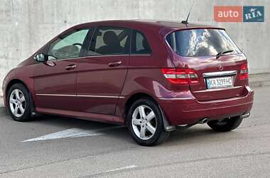 Хэтчбек Mercedes-Benz B-Class 2006 в 