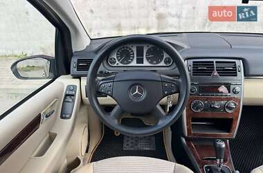 Хэтчбек Mercedes-Benz B-Class 2006 в 