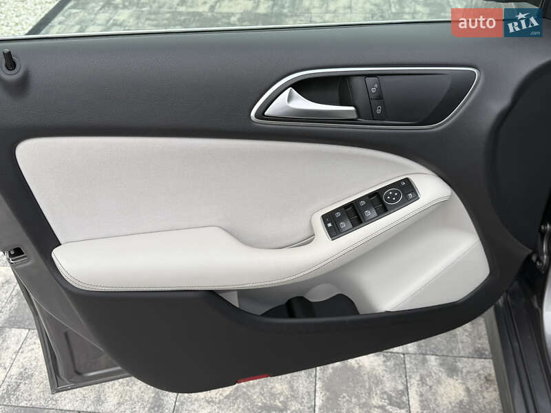 Хэтчбек Mercedes-Benz B-Class 2015 в Ковеле фото 19 Хэтчбек Mercedes-Benz B-Class 2015 в Ковеле