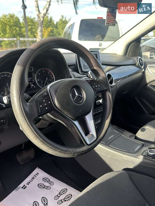 Хэтчбек Mercedes-Benz B-Class 2012 в Смеле