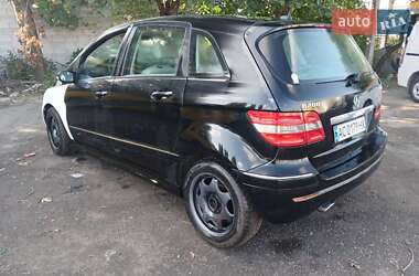 Хэтчбек Mercedes-Benz B-Class 2008 в 