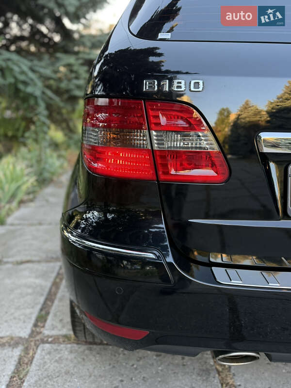 Хэтчбек Mercedes-Benz B-Class 2010 в Одессе фото 11 Хэтчбек Mercedes-Benz B-Class 2010 в Одессе