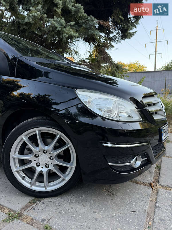 Хэтчбек Mercedes-Benz B-Class 2010 в Одессе фото 20 Хэтчбек Mercedes-Benz B-Class 2010 в Одессе