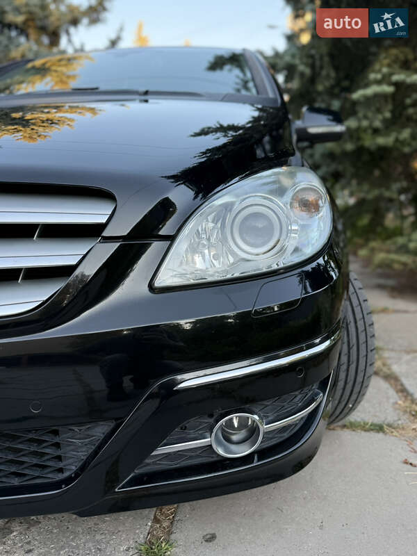 Хэтчбек Mercedes-Benz B-Class 2010 в Одессе фото 22 Хэтчбек Mercedes-Benz B-Class 2010 в Одессе