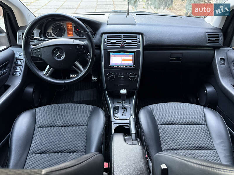 Хэтчбек Mercedes-Benz B-Class 2010 в Одессе фото 48 Хэтчбек Mercedes-Benz B-Class 2010 в Одессе