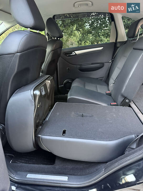 Хэтчбек Mercedes-Benz B-Class 2010 в Одессе фото 83 Хэтчбек Mercedes-Benz B-Class 2010 в Одессе