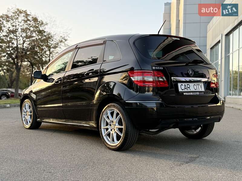 Хэтчбек Mercedes-Benz B-Class 2011 в Киеве