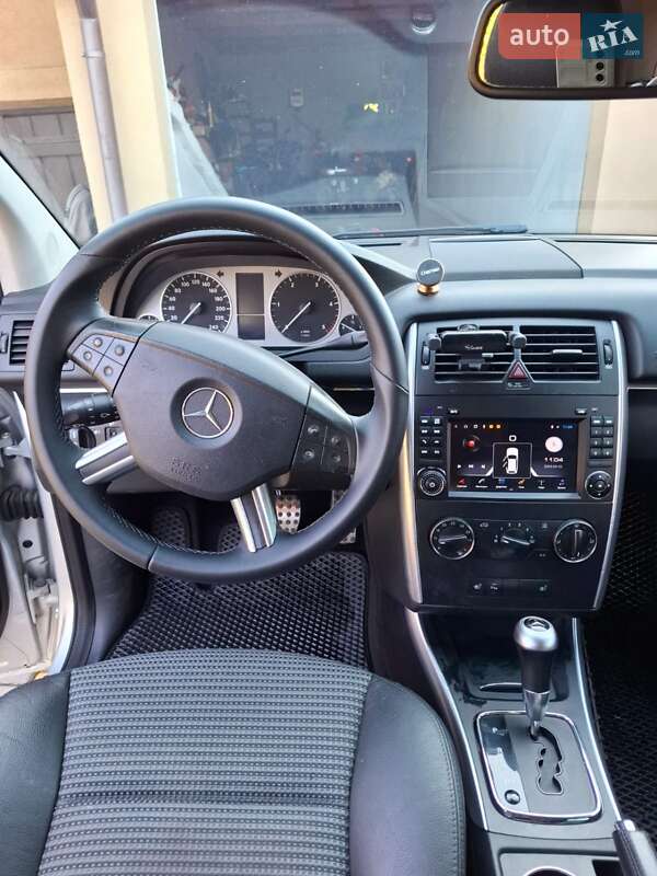 Хэтчбек Mercedes-Benz B-Class 2010 в Вапнярке