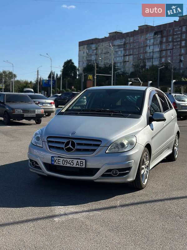 Mercedes-Benz B-Class 2010