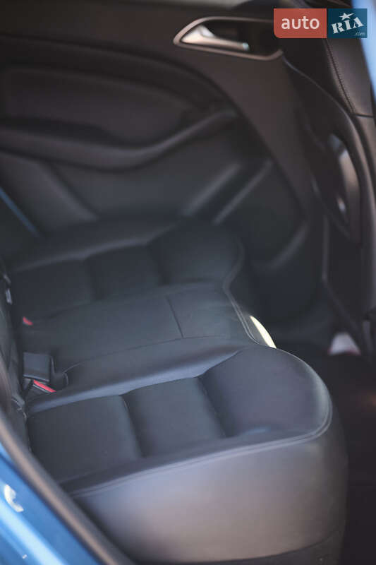 Хэтчбек Mercedes-Benz B-Class 2015 в Броварах фото 18 Хэтчбек Mercedes-Benz B-Class 2015 в Броварах
