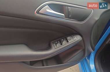 Хэтчбек Mercedes-Benz B-Class 2015 в 