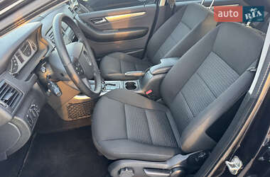 Хэтчбек Mercedes-Benz B-Class 2009 в 