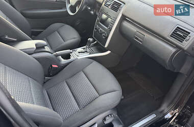 Хэтчбек Mercedes-Benz B-Class 2009 в 