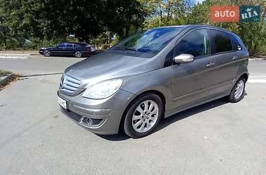 Хэтчбек Mercedes-Benz B-Class 2006 в 
