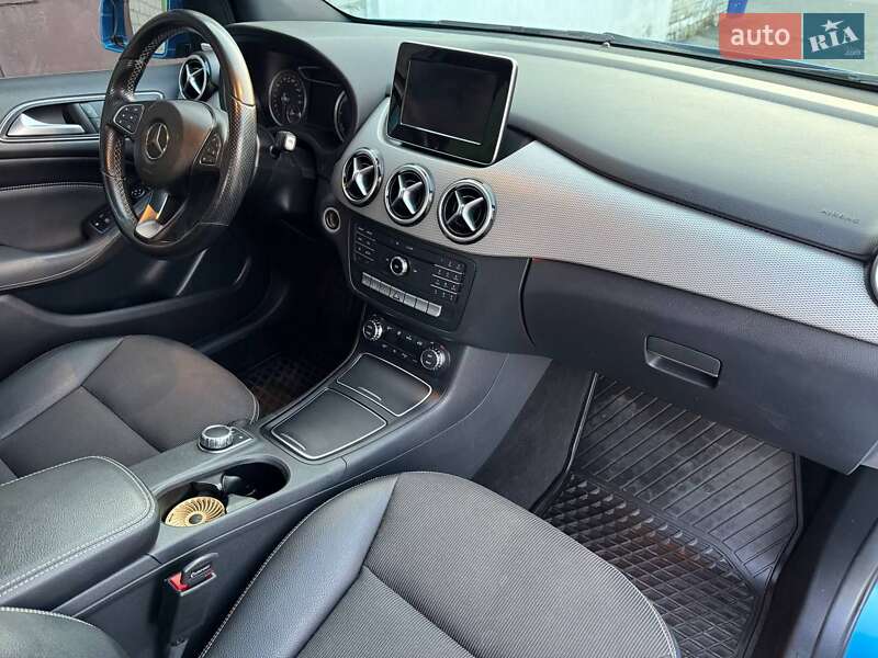 Хетчбек Mercedes-Benz B-Class 2015 в Дніпрі