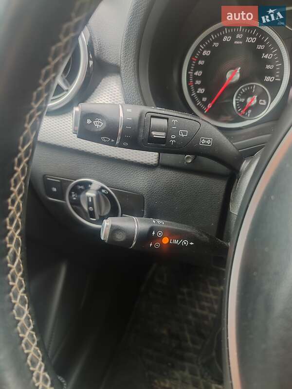 Хэтчбек Mercedes-Benz B-Class 2015 в Горохове