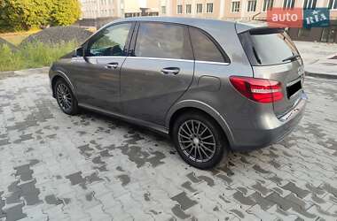 Хетчбек Mercedes-Benz B-Class 2015 в 