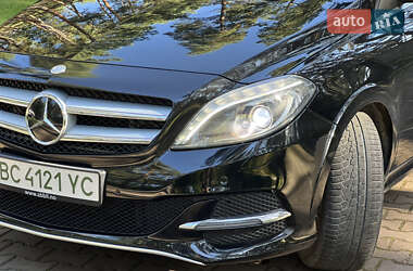 Хэтчбек Mercedes-Benz B-Class 2015 в 