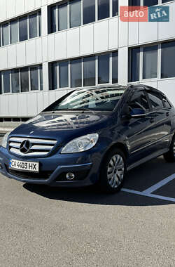 Хетчбек Mercedes-Benz B-Class 2010 в Софіївській Борщагівці
