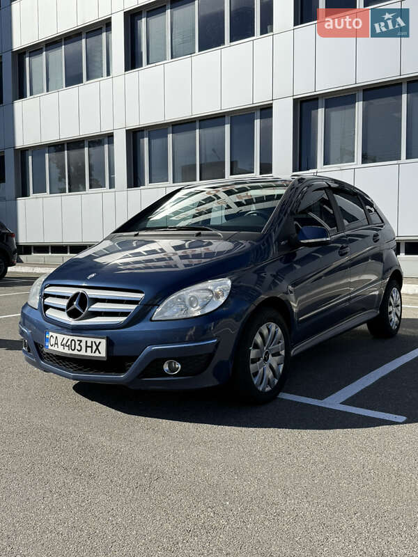 Mercedes-Benz B-Class 2010