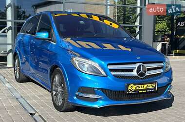 Хэтчбек Mercedes-Benz B-Class 2015 в 